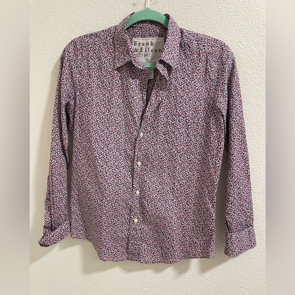 Frank & Eileen Tops - Frank & Eileen Barry women’s cotton Button Down Shirt